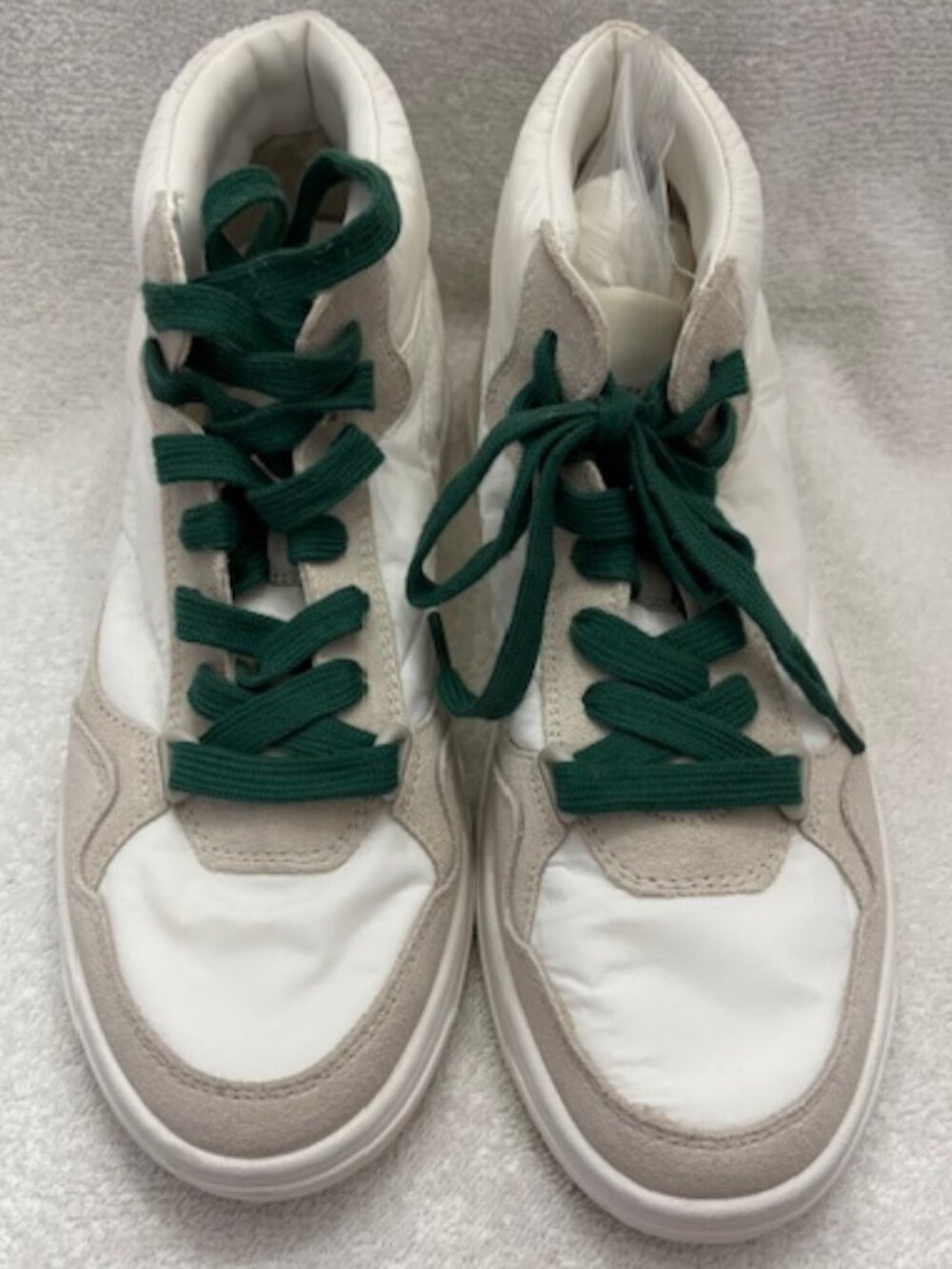 Steve Madden Everett sneakers - white/taupe with 2 sets of laces NWOT Size 8-1/2